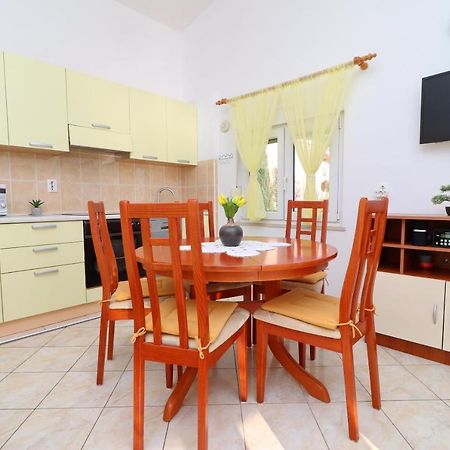 Apartments Villa Senija Prižba Dış mekan fotoğraf