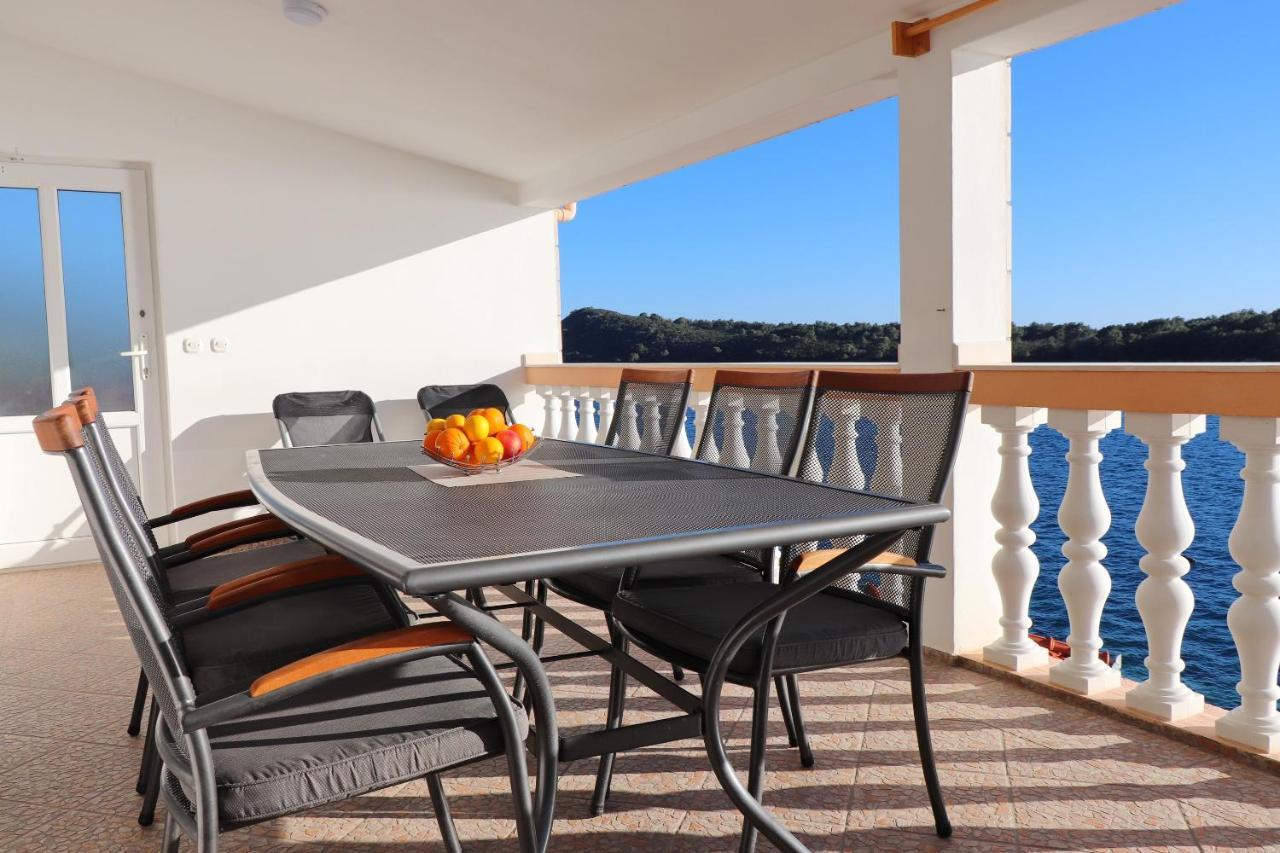 Apartments Villa Senija Prižba Dış mekan fotoğraf