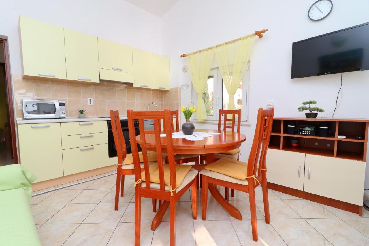 Apartments Villa Senija Prižba Dış mekan fotoğraf