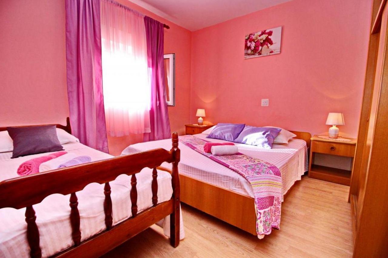 Apartments Villa Senija Prižba Dış mekan fotoğraf