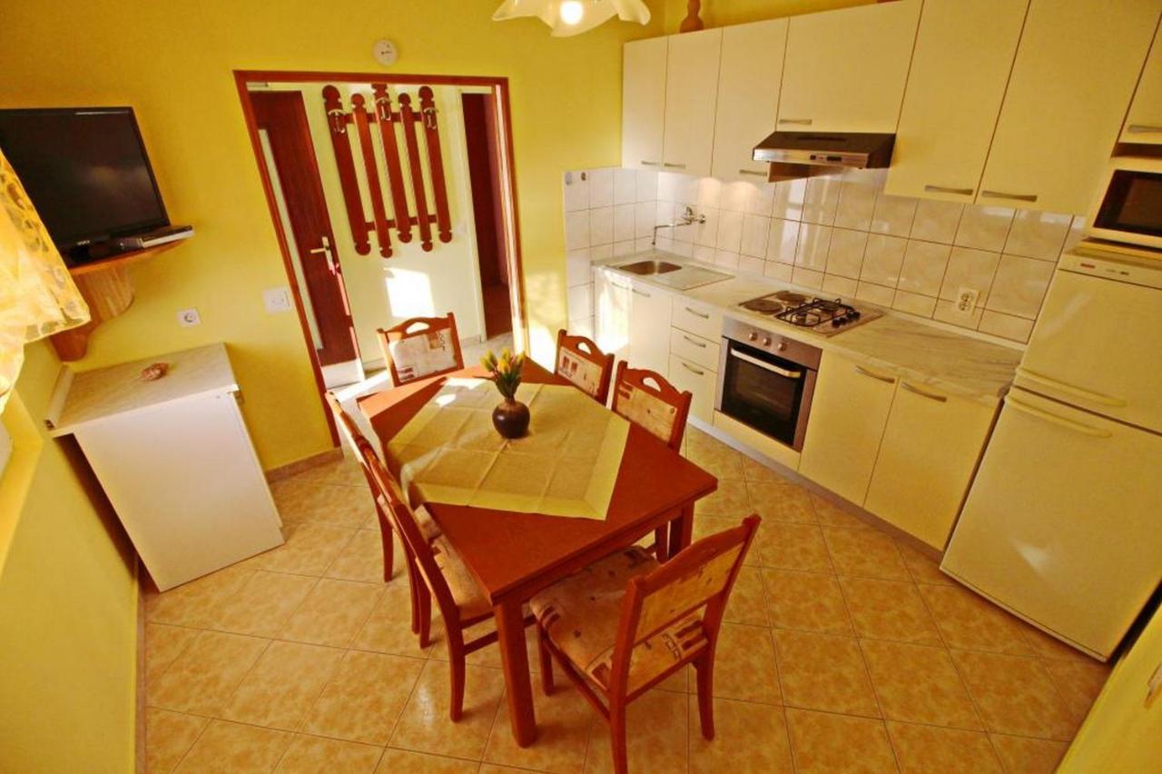Apartments Villa Senija Prižba Dış mekan fotoğraf